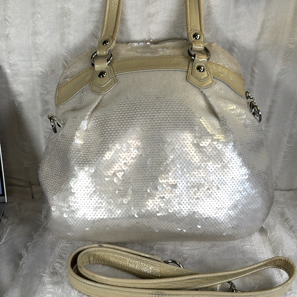 Coach Poppy Limited Edition Spotlight Sequin Tote and Wristlet - Picture 7 of 17